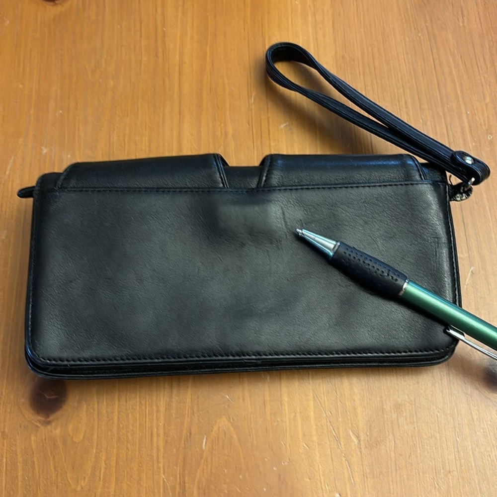 COLE HAAN Alexa Leather Wristlet Wallet Black Bi-Fold Buckles Pockets Cards - Picture 5 of 9
